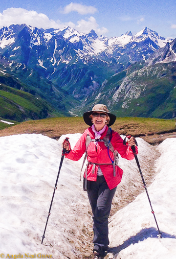 Mont Blanc Challenge: hiking through snow on top of a mountain pass //Photo:ANGrove