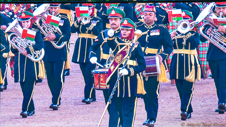 London Summer News and Views: The Band and Pipes of the Royal Guard of Oman at Beating Retreat ceremony, London. //Photo: ANGrove