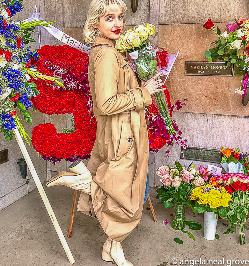 A fan of Marilyn Monro came to place flowers in the Westwood Memorial Park on what would have been Marilyn's 95 birthday.  The fan was dressed and made up to look like the star.
 // PHOTO: ANGROVE