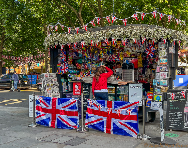 Happy and Glorious Platinum Jubilee. Newstand in Sloane Square, London, early on Day Four of the long weekend.  Sunday newspapers were filled with souvenir editions, pullout sections and photographs of the Jubilee festivities.